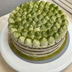 Tres Leches tortas su Matcha arba grietinėlės kremu
